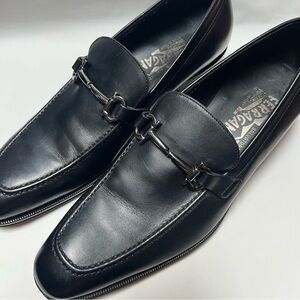 Men's SALVATORE FERRAGAMO 'Fenice' Black Leather Loafers Size US 7 D